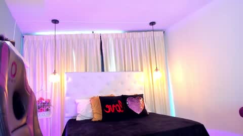              online show from December 30, 6:49 pm