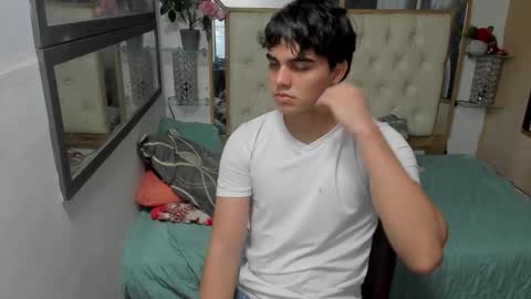 heiker_ online show from October 20, 3:18 am