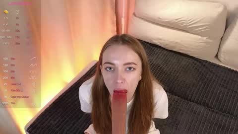 Snapshot of heily_stets chatting on October 29, 1:13 pm Lilith online show from October 29, 1:13 pm