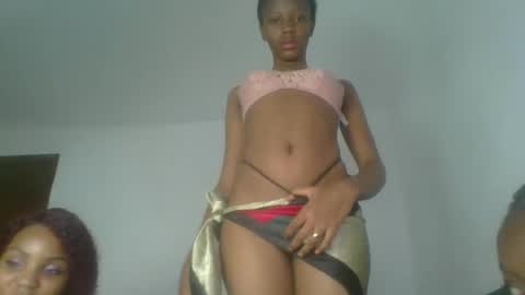 heilybunny online show from April 27, 9:02 pm