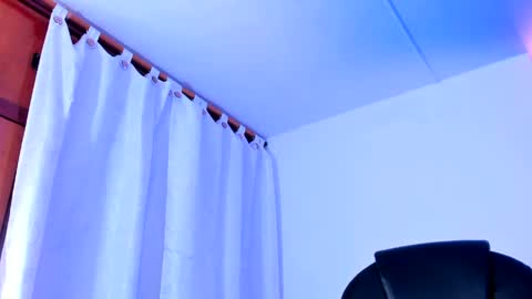 Heilyn  online show from April 8, 12:38 pm