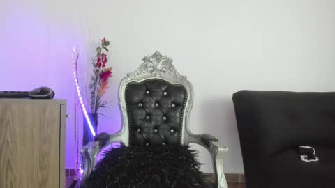 Hela   Independent model online show from December 28, 2:01 am