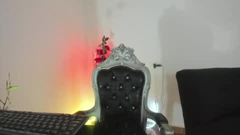 Hela   Independent model online show from January 29, 3:33 am