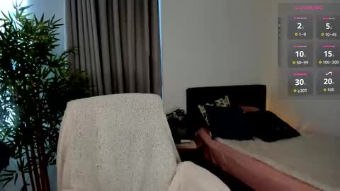 helen_miller online show from February 15, 10:28 pm