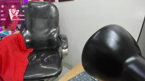 Helen online show from October 25, 7:08 pm