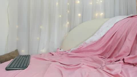 helen zen online show from March 14, 8:09 am