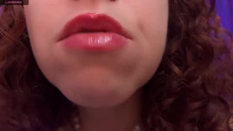 Snapshot of helena__femdom chatting on February 7, 6:55 pm Helena online show from February 7, 6:55 pm