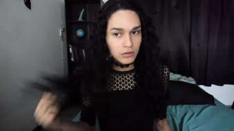 helena_spellman online show from October 31, 5:30 am