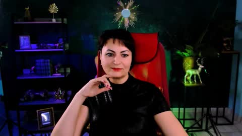 helenbeler online show from December 19, 12:34 pm