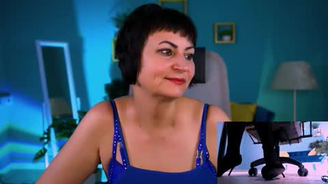 helenbeler online show from December 23, 5:38 am