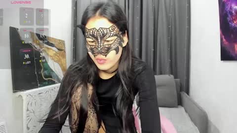 Hi I am Helen online show from May 9, 2:17 am