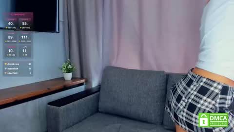 Sarah  here Help to make 100 thumbs up  online show from March 8, 7:05 am