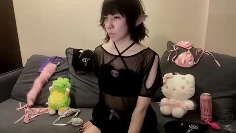 Helen online show from May 21, 4:03 pm