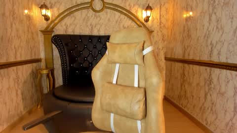 Snapshot of helenstanfordd chatting on March 9, 11:58 am Helen or Hells online show from March 9, 11:58 am