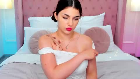 Helen online show from July 2, 12:22 pm