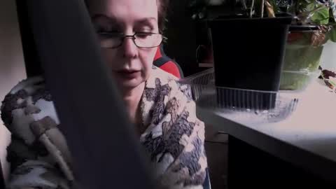 Helga online show from May 31, 1:18 pm