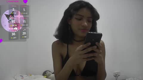Helia Transfem and Amy online show from December 9, 8:54 pm