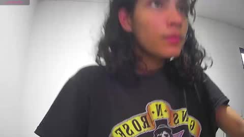 Helia Transfem and Amy online show from December 22, 5:45 am