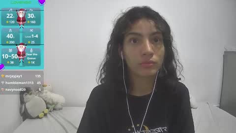 Helia Transfem and Amy online show from December 23, 10:32 am