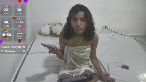 Helia Transfem and Amy online show from January 6, 3:08 pm