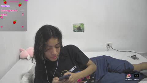 Helia Transfem and Amy online show from January 14, 3:01 am