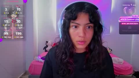 Snapshot of helia_n_amy chatting on February 20, 9:37 pm Helia Transfem and Amy online show from February 20, 9:37 pm