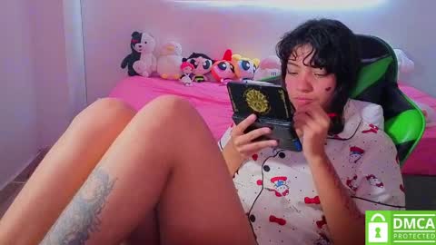 Snapshot of helia_n_amy chatting on March 30, 4:41 pm Helia Transfem and Amy online show from March 30, 4:41 pm