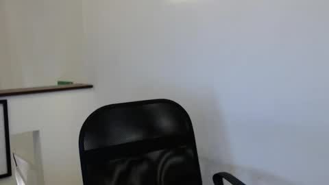 Snapshot of hell_boy66 chatting on February 4, 11:53 pm Eros online show from February 4, 11:53 pm