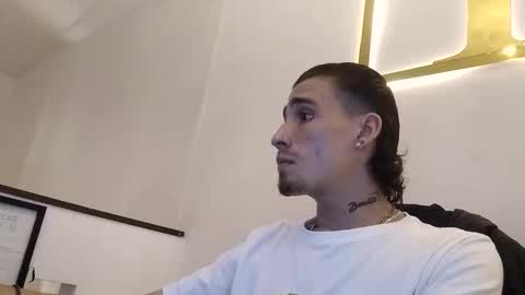 Eros online show from April 24, 8:17 am