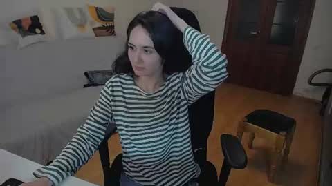 Helen online show from June 24, 6:40 pm