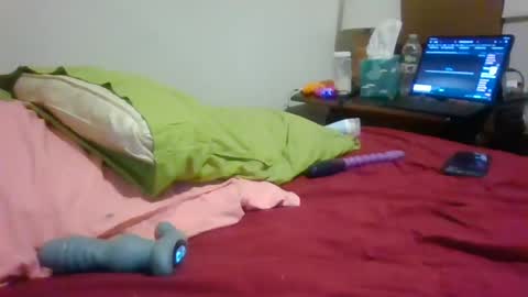 Roxanne online show from June 22, 3:25 am