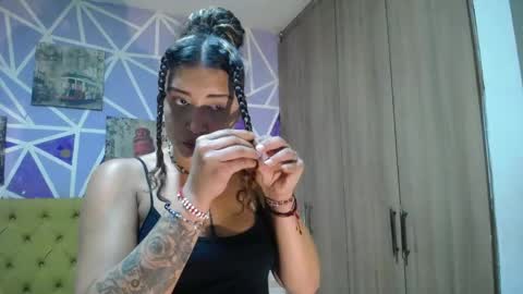 Snapshot of hellen_maya chatting on June 5, 6:42 am hellen maya online show from June 5, 6:42 am