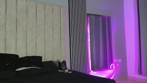 Snapshot of hellen_rice chatting on October 2, 4:30 am hellen_rice online show from October 2, 4:30 am