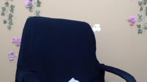 Snapshot of hellensextits chatting on January 12, 10:34 am hellen online show from January 12, 10:34 am