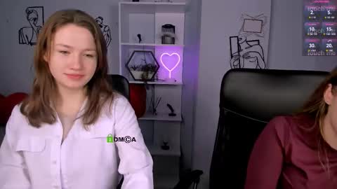 Helli online show from January 17, 8:23 pm