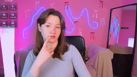 Snapshot of helli_belli chatting on March 11, 8:59 pm Helli online show from March 11, 8:59 pm