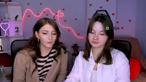 Snapshot of helli_belli chatting on March 21, 8:45 pm Helli online show from March 21, 8:45 pm