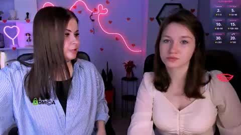 Snapshot of helli_belli chatting on March 22, 8:23 pm Helli online show from March 22, 8:23 pm