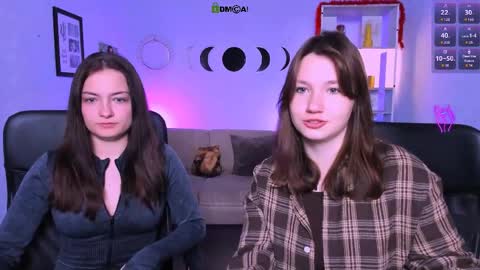 Snapshot of helli_belli chatting on March 26, 8:25 pm Helli online show from March 26, 8:25 pm