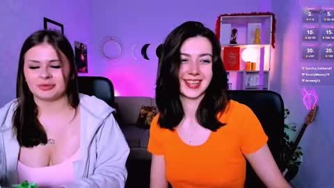 Snapshot of helli_belli chatting on March 29, 7:14 pm Helli online show from March 29, 7:14 pm