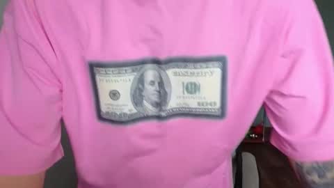 Snapshot of hellish_sugar chatting on November 28, 10:07 am Remy online show from November 28, 10:07 am