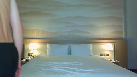 Snapshot of hello_imkitty chatting on March 4, 5:19 pm Kitty and Rainer online show from March 4, 5:19 pm