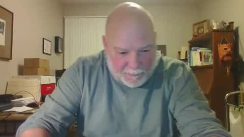 Snapshot of helloforfun111 chatting on February 20, 10:49 am helloforfun111 online show from February 20, 10:49 am