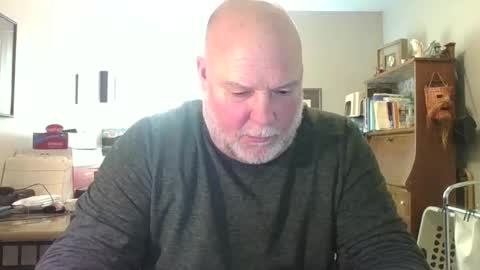 Snapshot of helloforfun111 chatting on March 27, 3:23 pm helloforfun111 online show from March 27, 3:23 pm