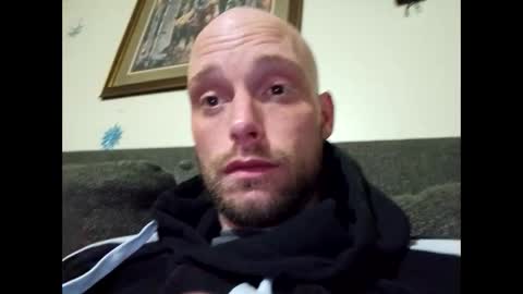 Snapshot of helloladysandgents chatting on December 16, 6:40 am helloladysandgents online show from December 16, 6:40 am