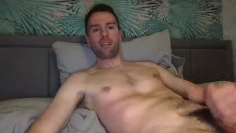 Snapshot of hellolucas69 chatting on December 20, 1:14 am Lucas online show from December 20, 1:14 am