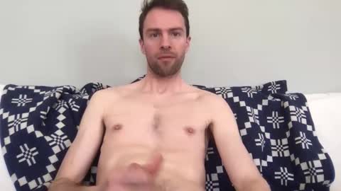 Snapshot of hellolucas69 chatting on April 7, 9:10 am Lucas online show from April 7, 9:10 am