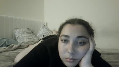 hellooli online show from December 22, 9:06 am