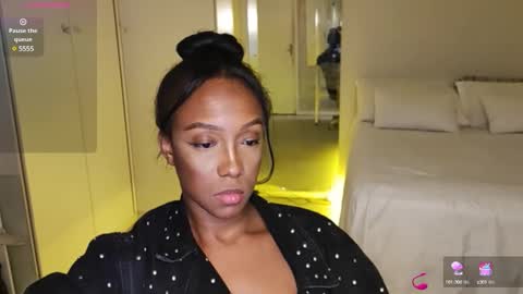 Snapshot of hellsd97 chatting on December 20, 1:36 am hellsd97 online show from December 20, 1:36 am