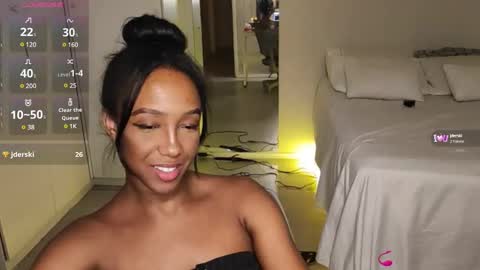 Snapshot of hellsd97 chatting on February 27, 12:32 am hellsd97 online show from February 27, 12:32 am